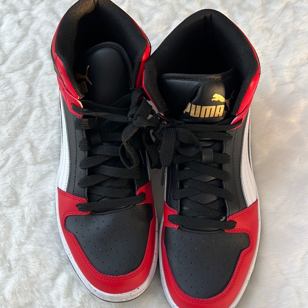Puma sneakers